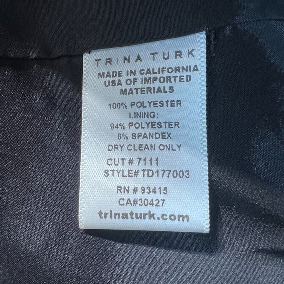 TRINA TURK Dress 4 Black Cold Shoulder Flutter Sleeve Flounce Cocktail Sheath - Picture 11 of 13